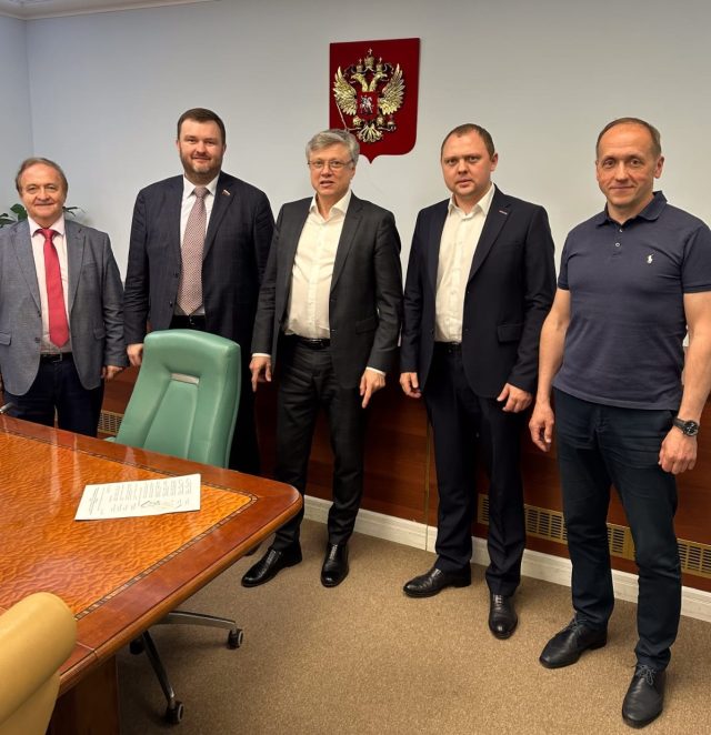 Сегодня хочу поделиться своими мыслями и впечатлениями от круглого стола, прошедшего 2 июня в Совете Федерации на тему «О создании инфраструктуры, необходимой для развития внутреннего автомобильного туризма в Российской Федерации».